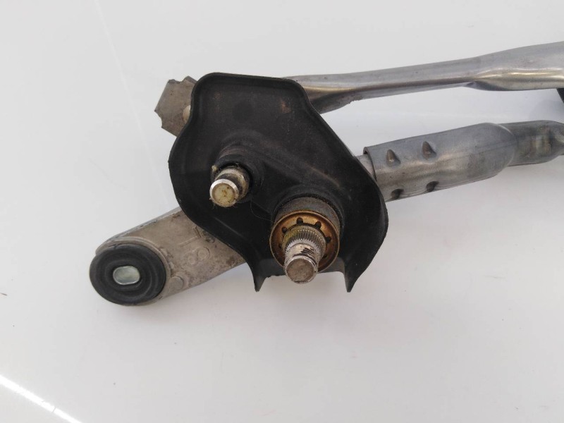 Recambio de motor limpia delantero para toyota yaris referencia OEM IAM 851100D191 1593007710 E2-B4-25-2