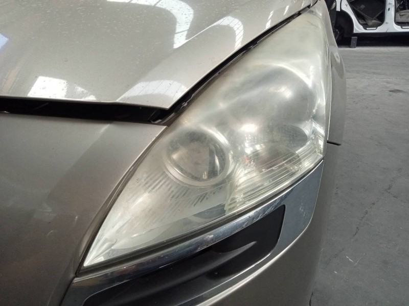 Recambio de faro izquierdo para peugeot 5008 referencia OEM IAM   