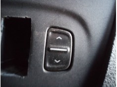 MANDO ELEVALUNAS DELANTERO DERECHO 