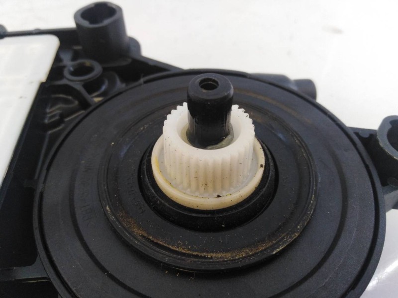 Recambio de motor elevalunas trasero derecho para seat ateca (kh7) reference busines referencia OEM IAM 5Q0959812A 0130822724 E1