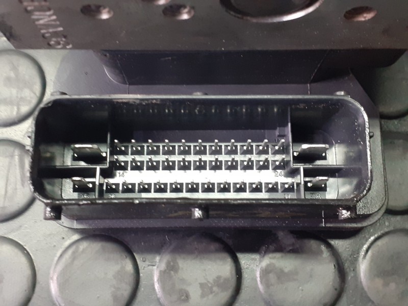 Recambio de abs para hyundai ix35 comfort 2wd referencia OEM IAM 589202Y350 BH6013I001 P3-A8-9-1