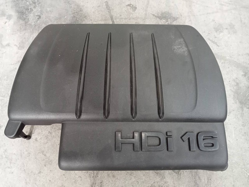 Recambio de tapa motor para peugeot 5008 referencia OEM IAM   