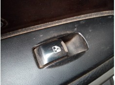 MANDO ELEVALUNAS TRASERO IZQUIERDO 