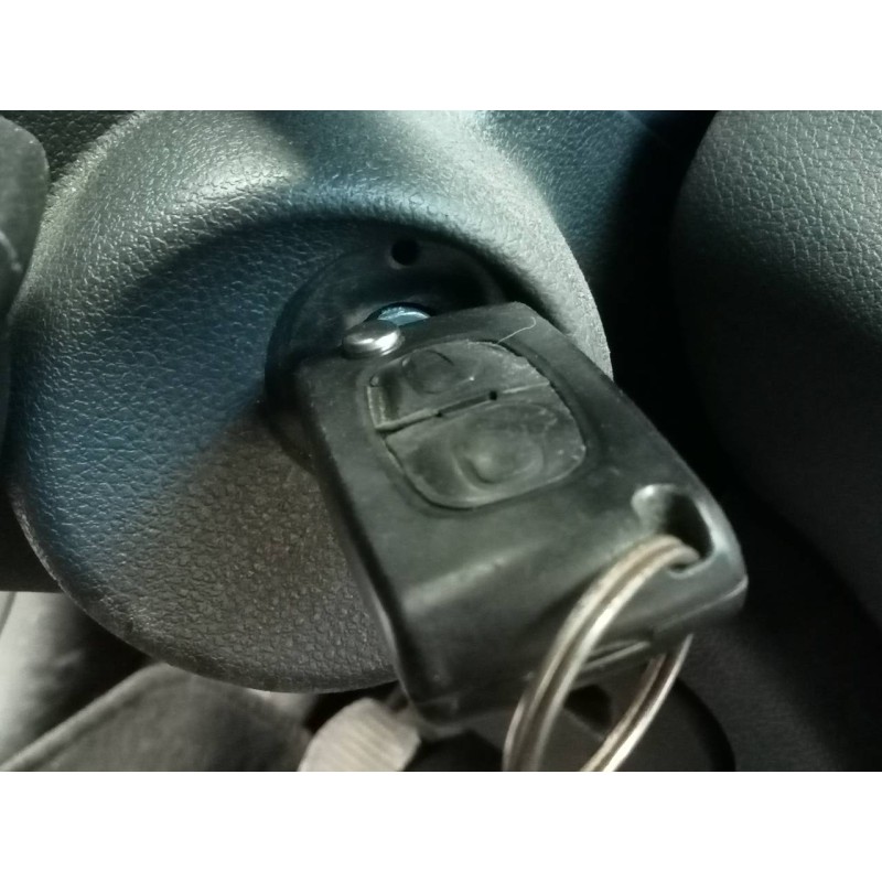 Recambio de antirrobo para peugeot 5008 referencia OEM IAM   