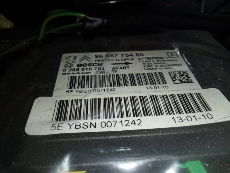 Recambio de centralita airbag para peugeot 5008 referencia OEM IAM 9666775480  