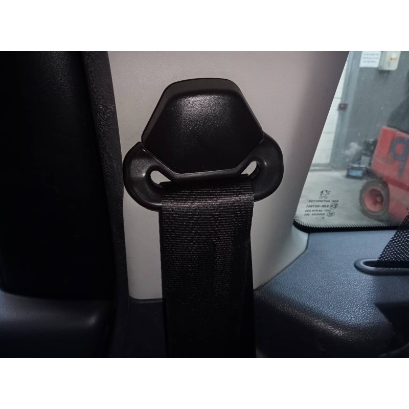 Recambio de cinturon seguridad trasero derecho para peugeot 5008 referencia OEM IAM   