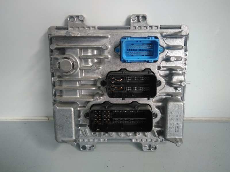 Recambio de centralita motor uce para opel astra k lim. 5türig dynamic referencia OEM IAM 55503869 395357783 E3-A5-30-4