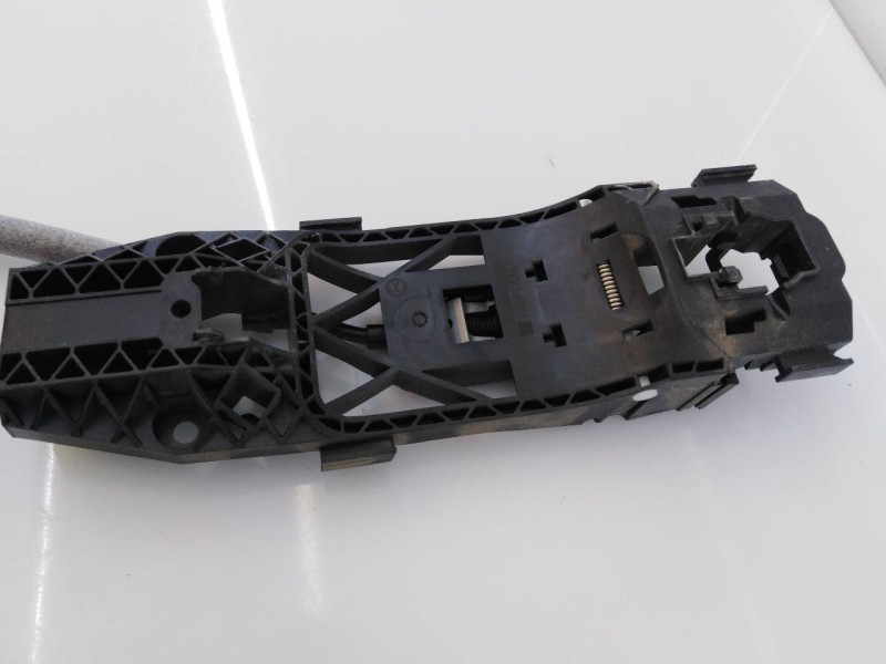 Recambio de cerradura puerta trasera derecha para seat ateca (kh7) reference busines referencia OEM IAM 5TA839016E A6E5TA839016E