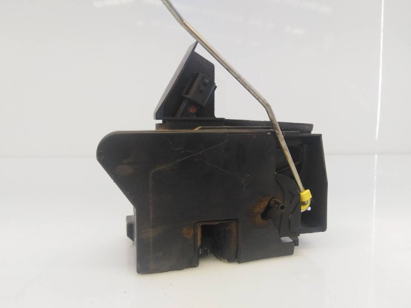 Recambio de cerradura puerta trasera izquierda para dacia sandero stepway referencia OEM IAM   E1-A1-12-1