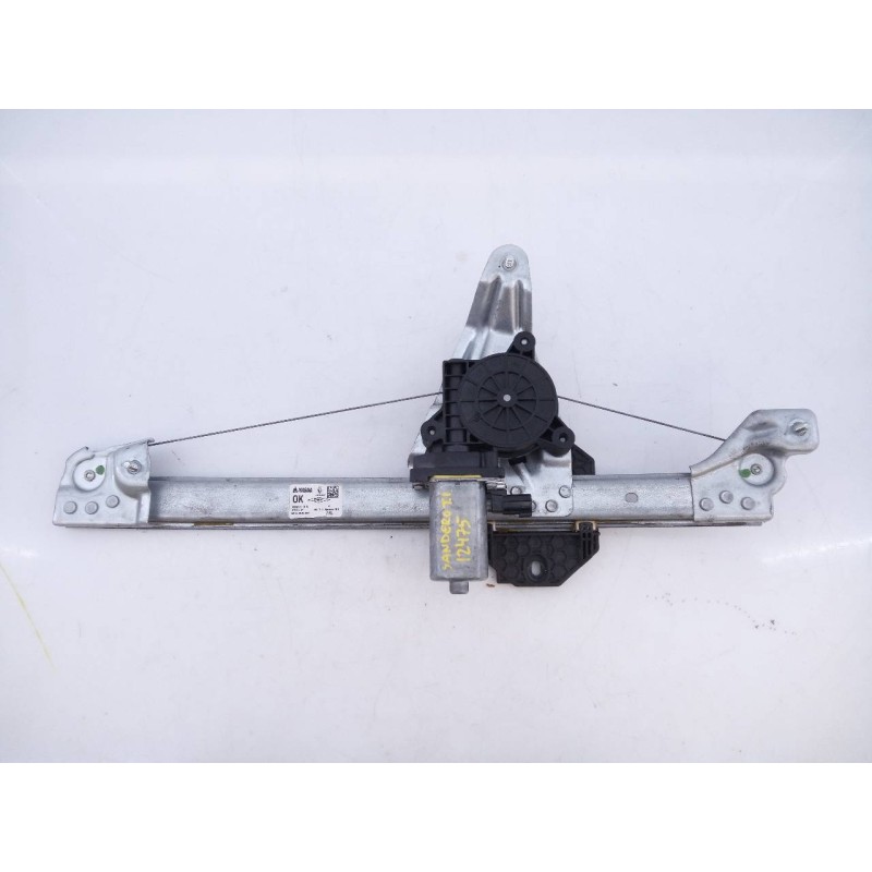 Recambio de elevalunas trasero izquierdo para dacia sandero stepway comfort referencia OEM IAM 827211031R  