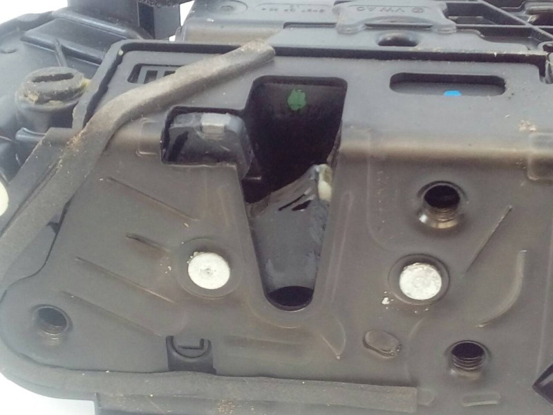 Recambio de cerradura puerta trasera izquierda para seat ateca (kh7) reference busines referencia OEM IAM 5TA839015E A5E5TA83901