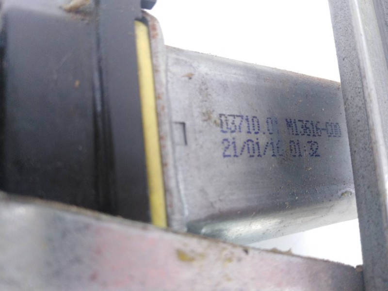 Recambio de elevalunas delantero izquierdo para dacia sandero stepway referencia OEM IAM 13616C00  E1-A1-12-1