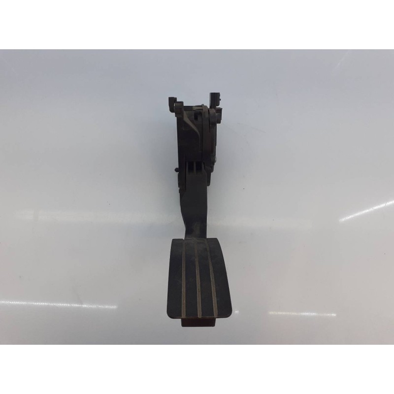Recambio de pedal acelerador para dacia sandero stepway referencia OEM IAM 180022703R  E2-A1-36-1