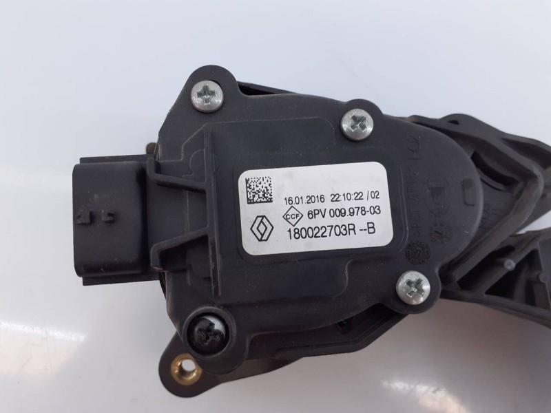 Recambio de pedal acelerador para dacia sandero stepway referencia OEM IAM 180022703R  E2-A1-36-1