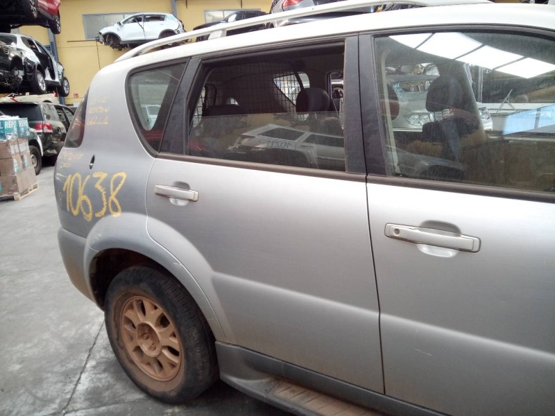 Recambio de puerta trasera derecha para ssangyong rexton 2.9 td gls referencia OEM IAM   