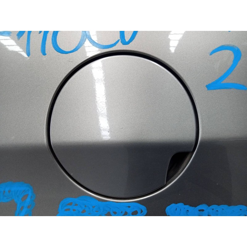 Recambio de tapa exterior combustible para peugeot 5008 referencia OEM IAM   