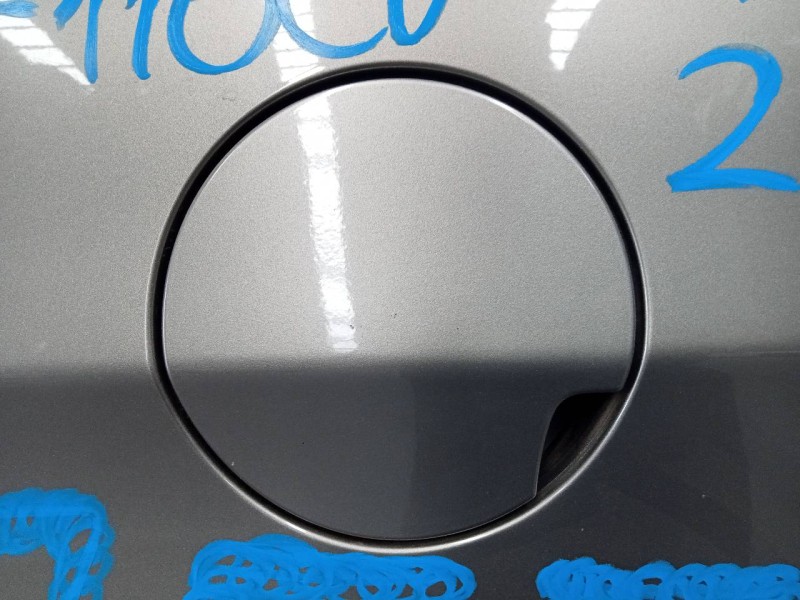 Recambio de tapa exterior combustible para peugeot 5008 referencia OEM IAM   