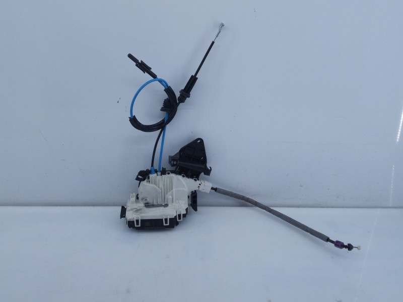 Recambio de cerradura puerta trasera derecha para mercedes-benz clase c (w204) berlina c 200 cdi (204.007) referencia OEM IAM A2