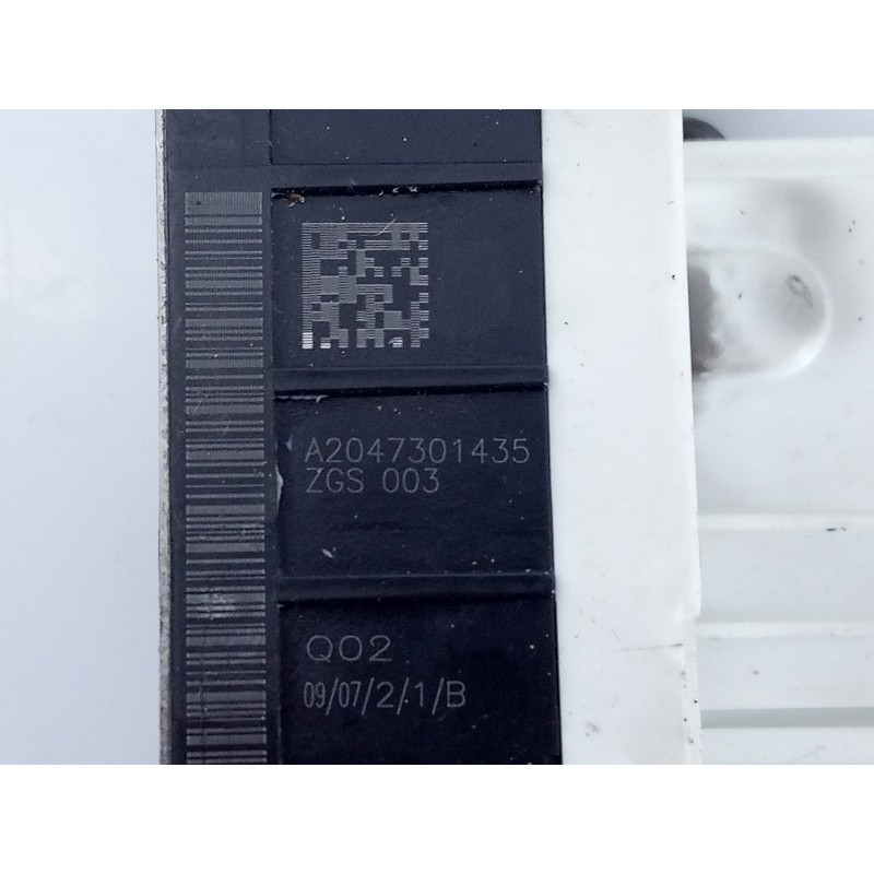 Recambio de cerradura puerta trasera derecha para mercedes-benz clase c (w204) berlina c 200 cdi (204.007) referencia OEM IAM A2