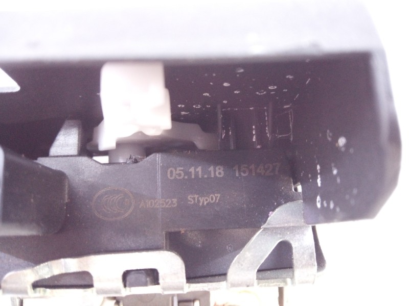 Recambio de cerradura maletero / porton para seat ibiza (kj1) style referencia OEM IAM 151427  E1-A5-39-1