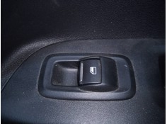 MANDO ELEVALUNAS TRASERO DERECHO 