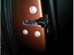 CERRADURA PUERTA TRASERA IZQUIERDA 