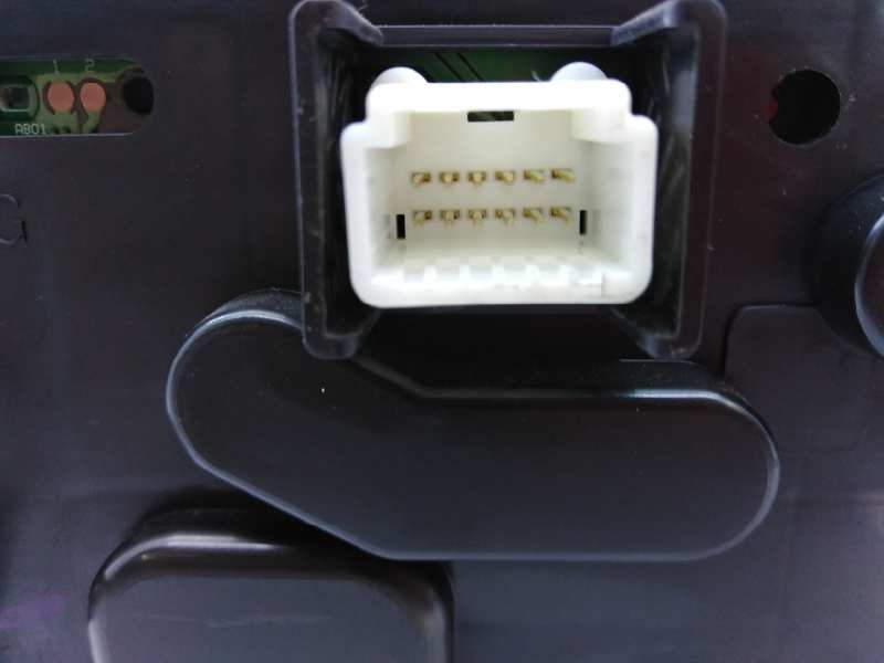 Recambio de cuadro instrumentos para nissan x-trail (t32) 360 referencia OEM IAM 4CC8AKPL7 7609150908 E3-B4-27-4