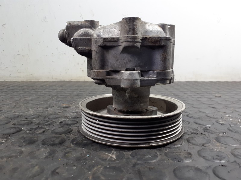 Recambio de bomba direccion para porsche cayenne (typ 92aa) diesel platinum edition referencia OEM IAM T95B155 7P5422154C P3-B4-