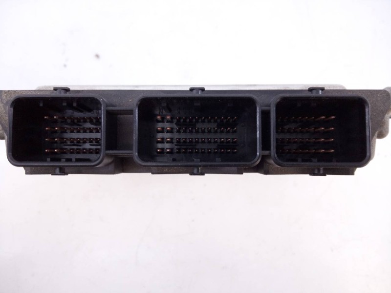 Recambio de centralita motor uce para peugeot 5008 referencia OEM IAM 9665674480 0281014729 E3-B2-36-1