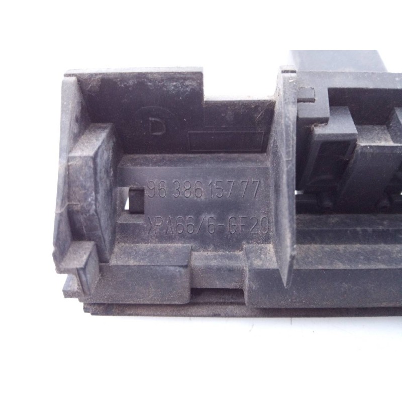 Recambio de maneta exterior porton para peugeot 5008 referencia OEM IAM 9638615777  E3-B2-31-4