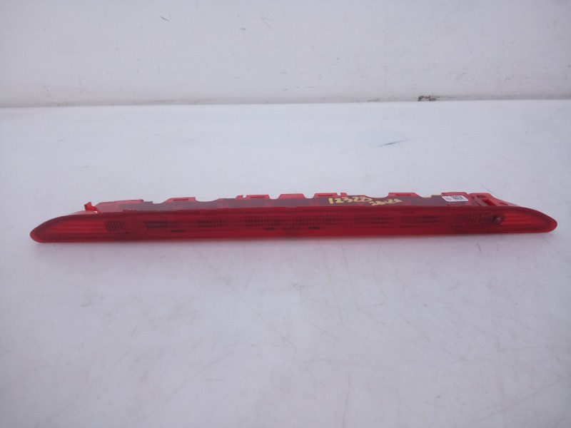 Recambio de luz central de freno para seat ibiza (kj1) style referencia OEM IAM 5F0945097E  E1-B6-47-1