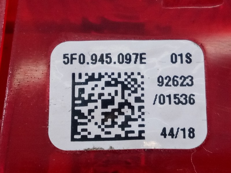 Recambio de luz central de freno para seat ibiza (kj1) style referencia OEM IAM 5F0945097E  E1-B6-47-1