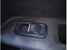 MANDO ELEVALUNAS TRASERO DERECHO 