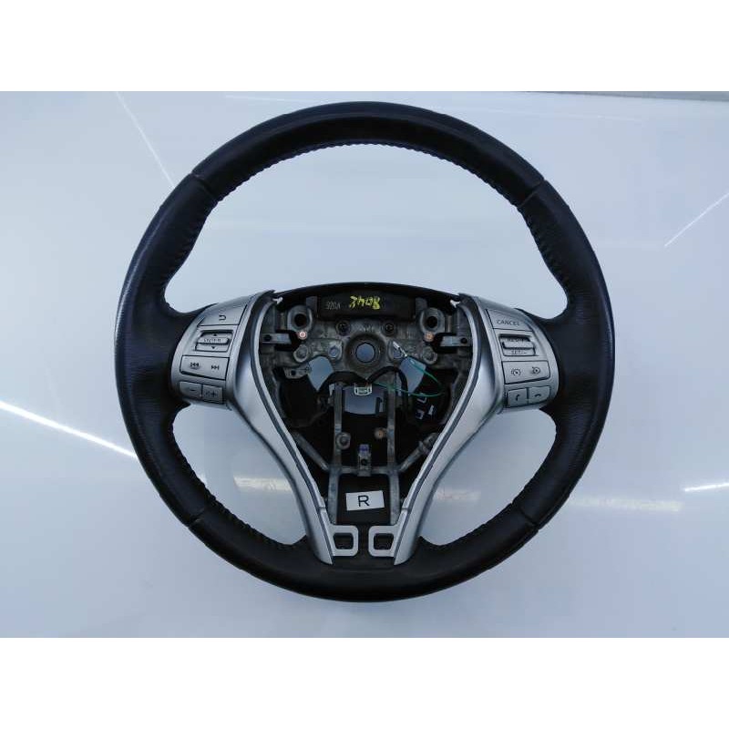 Recambio de volante para nissan x-trail (t32) 360 referencia OEM IAM 484304CB4B  E2-A4-8-1