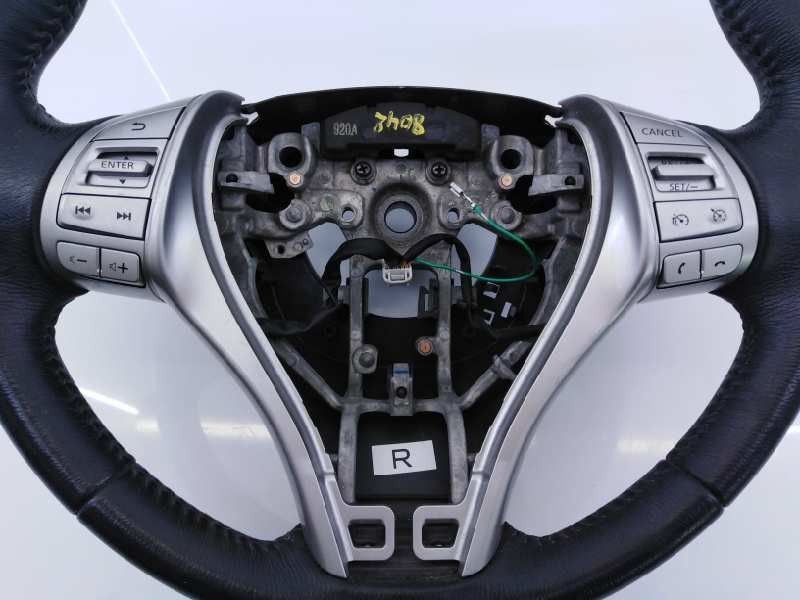 Recambio de volante para nissan x-trail (t32) 360 referencia OEM IAM 484304CB4B  E2-A4-8-1