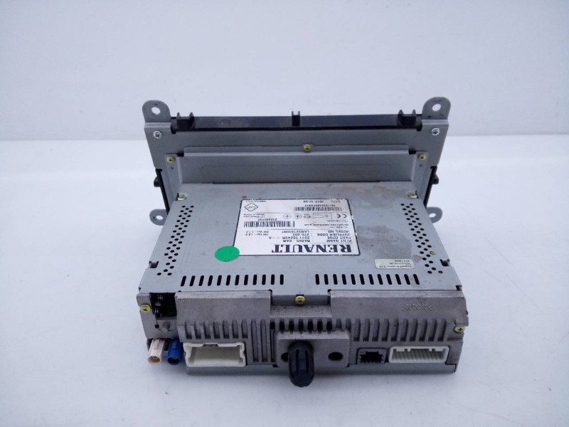 Recambio de sistema audio / radio cd para renault clio iv dynamique referencia OEM IAM 281155249R  E2-A1-30-1