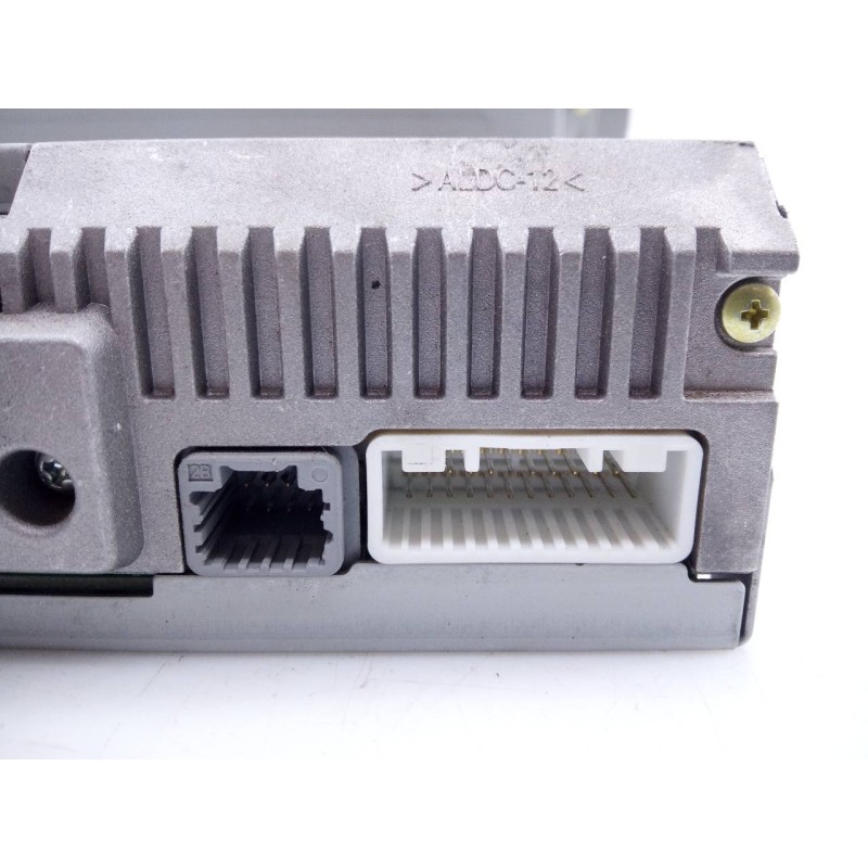 Recambio de sistema audio / radio cd para renault clio iv dynamique referencia OEM IAM 281155249R  E2-A1-30-1