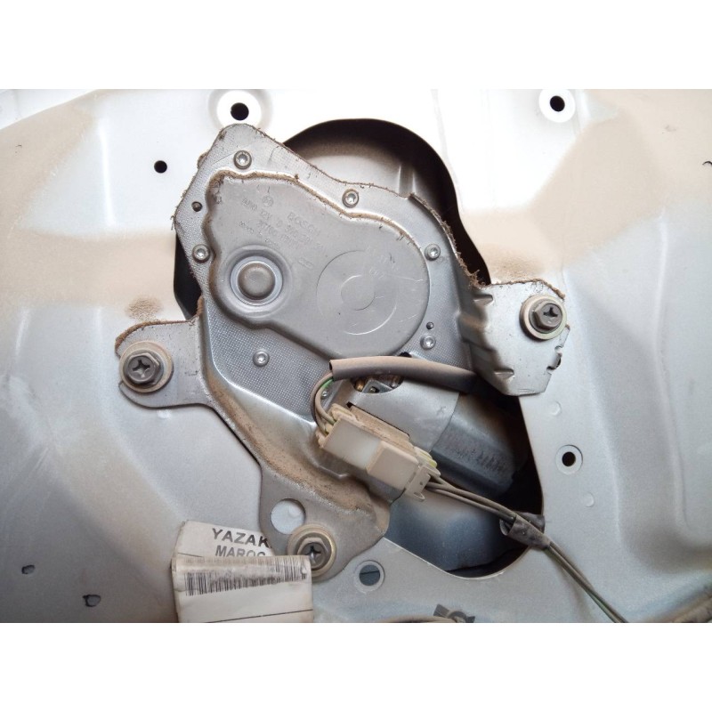 Recambio de motor limpia trasero para nissan terrano/terrano.ii (r20) comfort plus referencia OEM IAM 0390201561 2870007000 