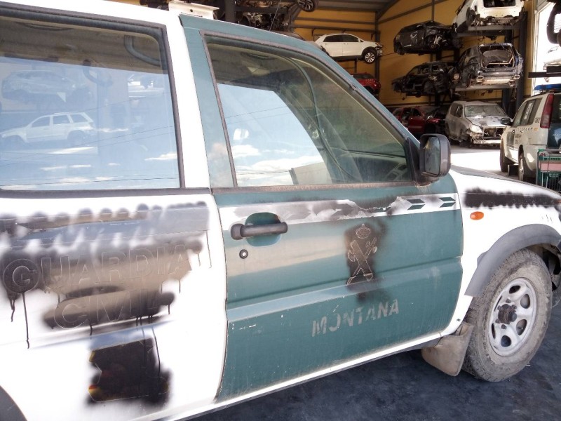 Recambio de puerta delantera derecha para nissan terrano/terrano.ii (r20) comfort plus referencia OEM IAM   