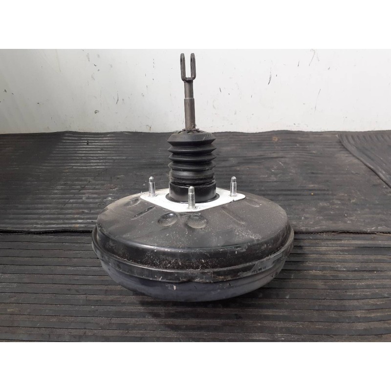 Recambio de servofreno para dacia sandero laureate referencia OEM IAM 472103298R  