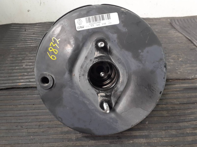 Recambio de servofreno para dacia sandero laureate referencia OEM IAM 472103298R  