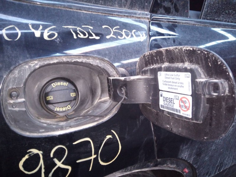 Recambio de tapa exterior combustible para porsche cayenne (typ 92aa) diesel platinum edition referencia OEM IAM   