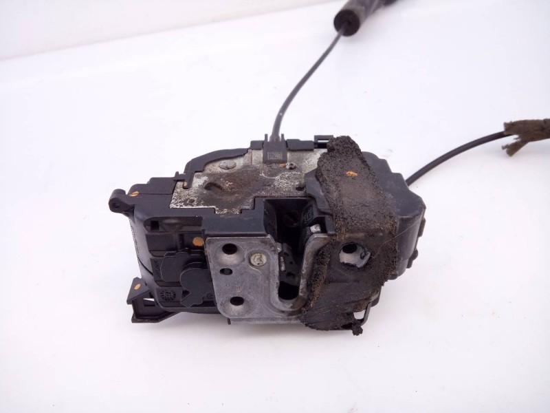 Recambio de cerradura puerta trasera derecha para renault megane iii sport tourer dynamique referencia OEM IAM   E1-A1-44-2