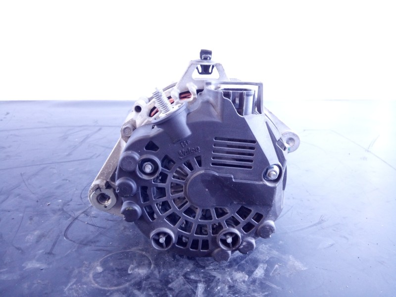 Recambio de alternador para kia rio (yb) concept referencia OEM IAM 3730003BA5 2712186 P3-A5-27-2
