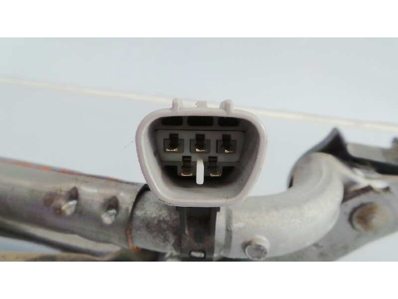 Recambio de motor limpia delantero para toyota land cruiser (j15) executive referencia OEM IAM 8511060440 1593002640 E2-B4-10-2