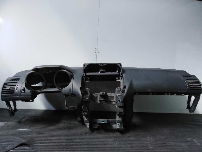 Recambio de salpicadero para toyota land cruiser (j15) executive referencia OEM IAM   P2-B3-20