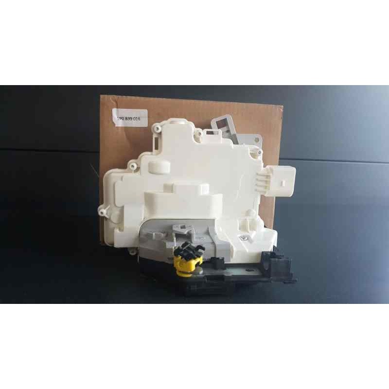 Recambio de cerradura puerta trasera derecha para seat altea (5p1) referencia OEM IAM 1P0839016 NUEVO T2-4-B3-4