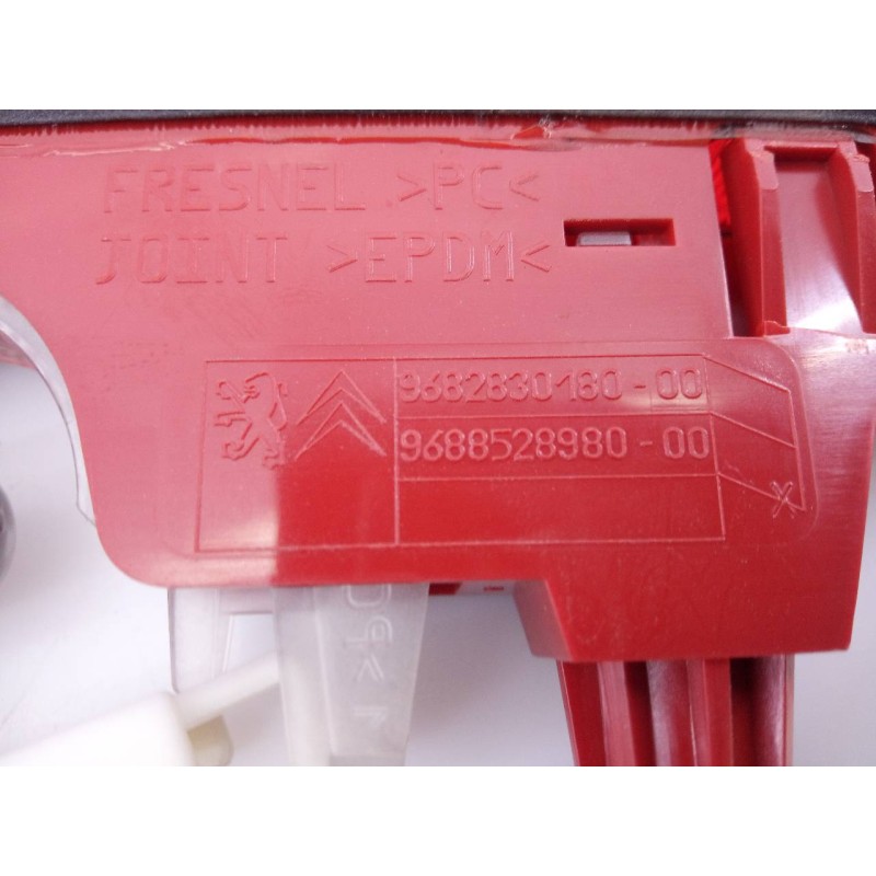 Recambio de luz central de freno para citroën berlingo station wagon attraction referencia OEM IAM 968283018000 9688522898000 E1