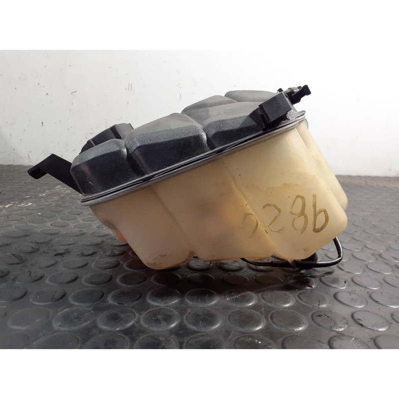 Recambio de deposito expansion para land rover evoque dynamic referencia OEM IAM BJ328K218A D2L4A P2-A3-18