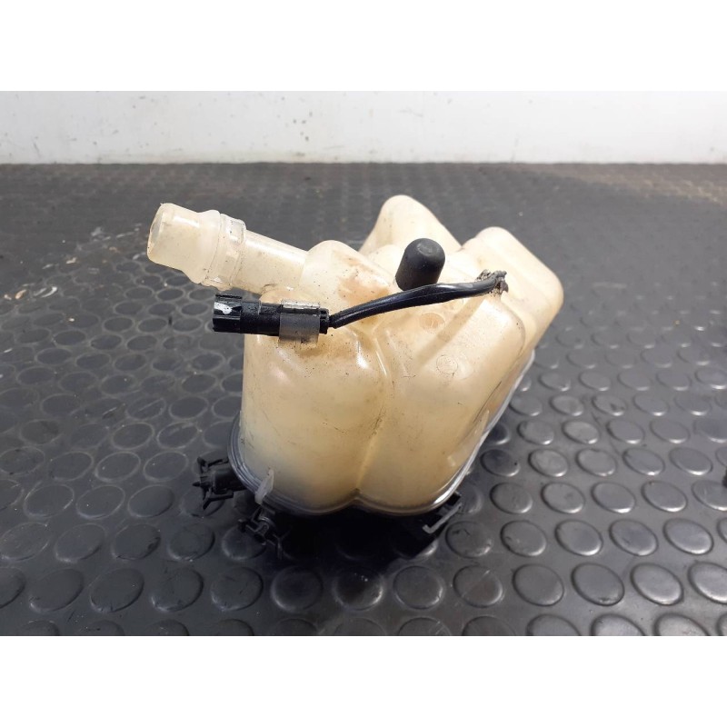 Recambio de deposito expansion para land rover evoque dynamic referencia OEM IAM BJ328K218A D2L4A P2-A3-18